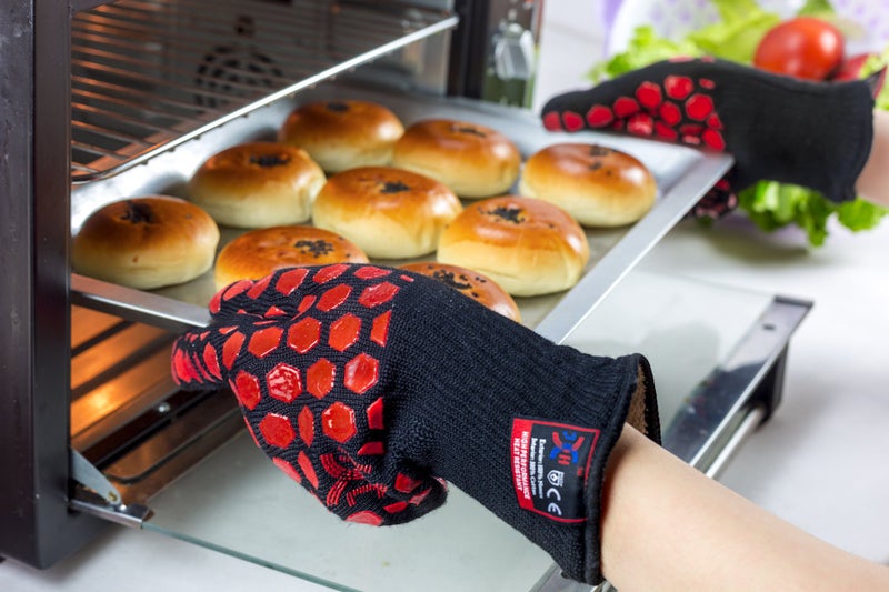 JH J H Heat Resistant Oven Glove:EN407 Certified 932 Â°F, 2 Layers Silicone Coating, Oven Mitts for Cooking, Kitchen, Fireplace,Camping, Grilling (Black/Red, Extra Long Cuff) - Image 3
